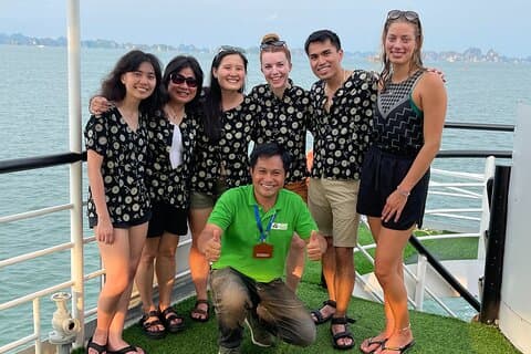 Halong Bay hel dag med 5-stjerners cruise - lunsjbuffé