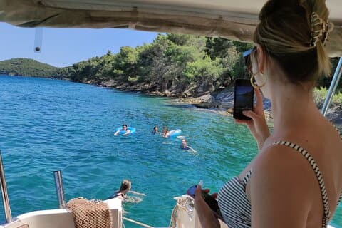 Båttur rundt Zadar-øyene med snorkling under halvdagstur