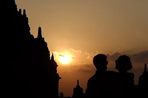 Visite privée d'une journée complète de Borobudur-Prambanan et personnalisée