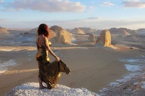 2-dagars safari- och campingtur i White Desert & Bahariya Oasis