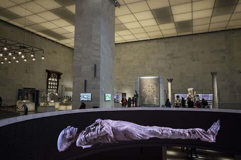 Tour privato del Museo della Civiltà per le Mummie, Area Copta (1 ora Feluca)