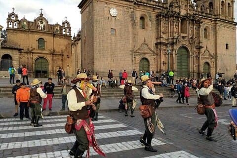 Tour de 4 Días: City Tour de Cusco, Valle Sagrado, Machu Picchu