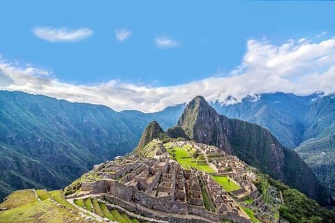 Circuits de 4 jours || Montagne de couleurs || Visite de la ville et Machu Picchu