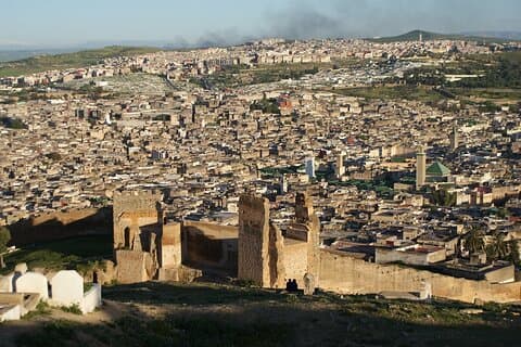 transferts de Chefchaouen à Fès (porte à porte)