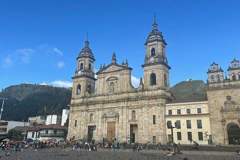 Full Day Private Tour Historical Center La Candelaria and Monserrate