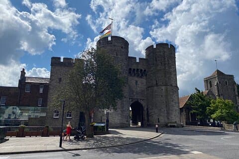 Excursão privada de um dia a Canterbury Dover e Leeds Castle
