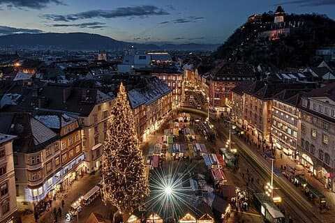 Private Graz Romantic Christmas Market Tour