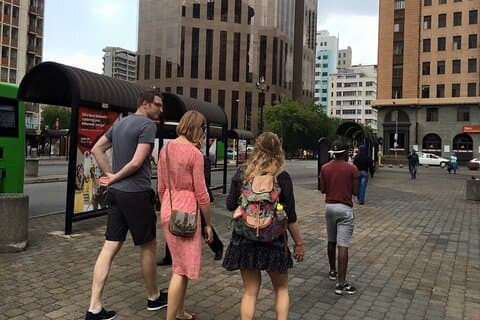 Tour della città di Johannesburg combinato con Maboneng