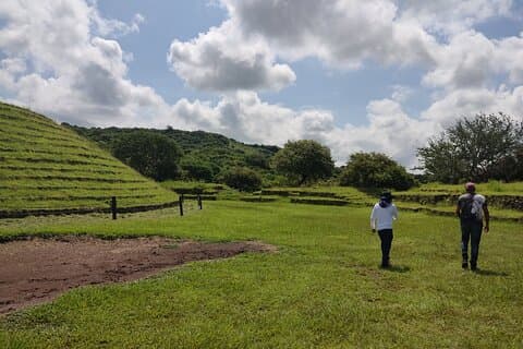 Excursão privada Guachimontones: arqueologia, cultura e sabores locais