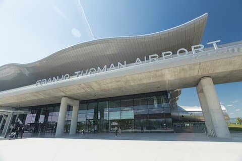 Privat transfer: Zadar till eller från Zagreb inkl. Flygplats