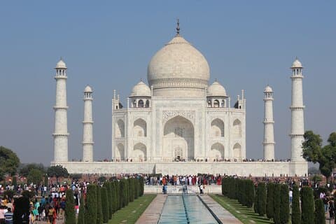 Full-Day Taj Mahal Tour from Hyderabad with Flight Tickets Included