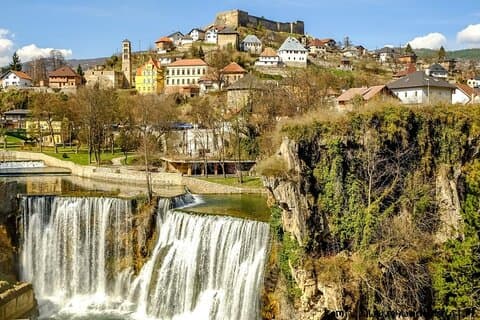Travnik, Jajce, Pliva Lakes & Mills – Middelalder- og osmannisk Bosnien heldagstur