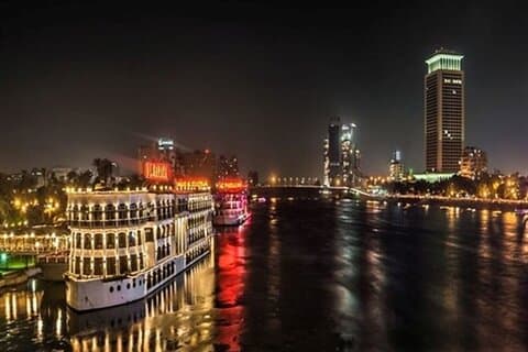 Le Caire : dîner-croisière privé sur le Nil avec animation