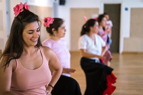 Lär dig Rumbas eller Sevillanas på 90 minuter - Flor de Regalo