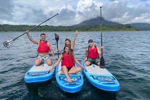 コスタリカでの 3 時間アレナル湖フレキシ パス アドベンチャー