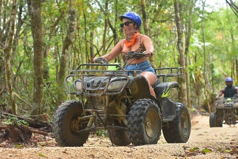 Eventyr i Mayajungelen med ATV og Zipline i Tulum