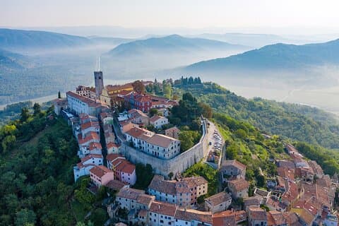 Full Day Trip from Zadar to Medieval Motovun Via Scenic Routes and Stops