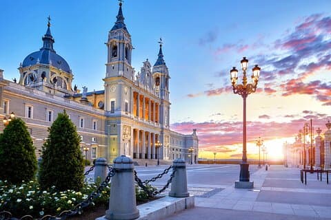 Speurtocht in Madrid & zelfgeleide audiowandeling