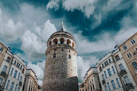 Búsqueda del tesoro en Estambul & tour a pie con audioguía