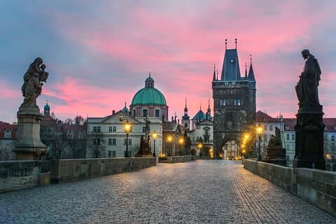Prague Scavenger Hunt & Highlights selvguidet tur
