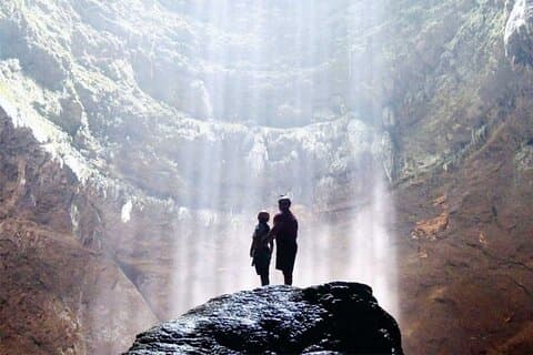 Yogyakarta: excursión de un día a la cueva de Jomblang con traslado al hotel