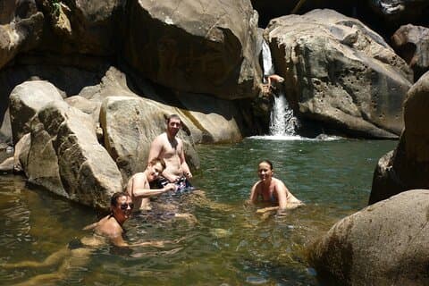 NHA TRANG WATEFALL TOUR - Uden for alfarvej (Trekking, Klatring, Svømning)