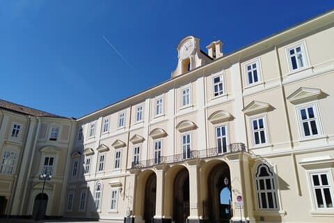 Tour at the Royal Palace of Portici and the Golden Mile