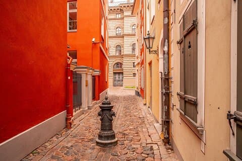 Riga Scavenger Hunt & Self-Guided Audio Walking Tour