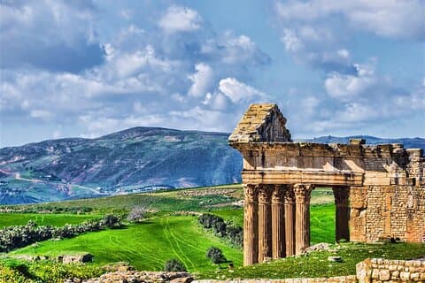Full Day Uthina and Dougga Tour with Licensed Guide
