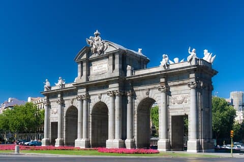Hoogtepunten van Madrid en Koninklijk Paleis Halve dag privétour