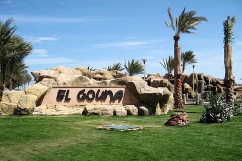 Excursion privée d'une demi-journée à El Gouna et croisière sur le lagon