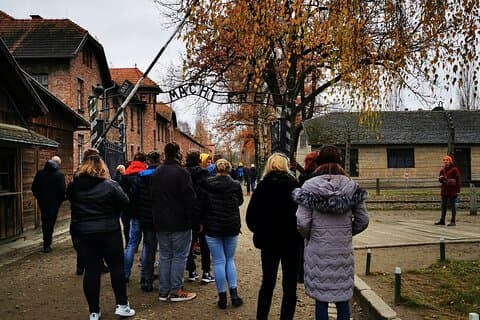 Tour guidato da Cracovia ad Auschwitz Birkenau con pick up in hotel