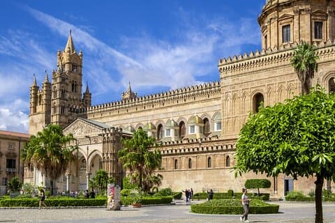 4 Hours Private Architectural Tour in Palermo