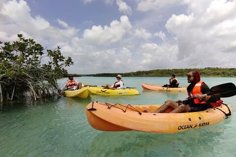 Lagoa Bacalar! Caiaques e Cenote Azul de Playa Del Carmen