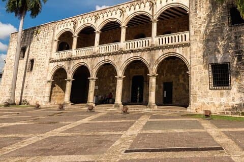 Recorrido VIP cultural de Santo Domingo desde Cap Cana