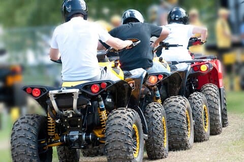 Tour in quad fuoristrada estremo di 4 ore a Cracovia