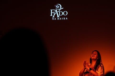 Porto: Levande portugisisk Fado-upplevelse med portvin