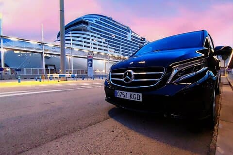 Privat transfer Tarragona hamn till Barcelona/hotell