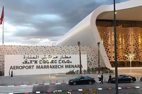 Transfert privé de l'aéroport Menara Marrakech au Riad / Hôtel ou en sens inverse