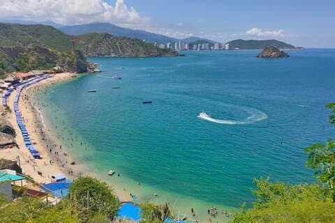 Dia inteiro em Playa Blanca ou Inca Inca Santa Marta com almoço