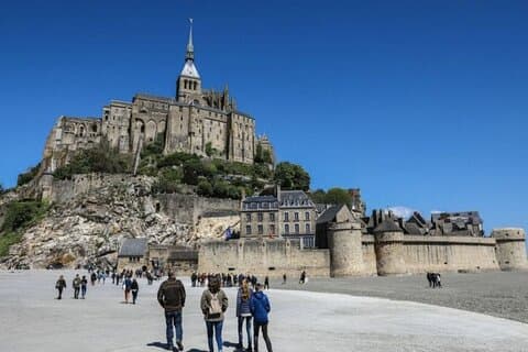 Mont-St-Michel : Visite Privée à Pied "Billet Abbaye Inclus"