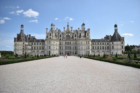 Visit to the castles of Chenonceau and Chambord