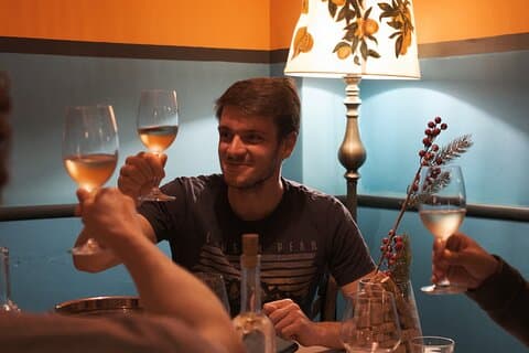 Experiencia de rastreo de vinos urbanos en Bakú