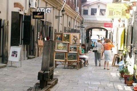 Udforsk Bukarest trin for trin med en lokal guide
