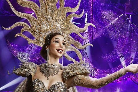 Tiffany’s Cabaret Show – Glamour et Spectacle