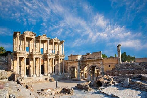 FROM IZMIR Cruise Port: Ephesus and Mary's House Private Tour