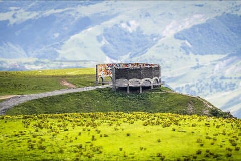 Gudauri und Kazbegi Gebirge Gruppentour ab Tiflis