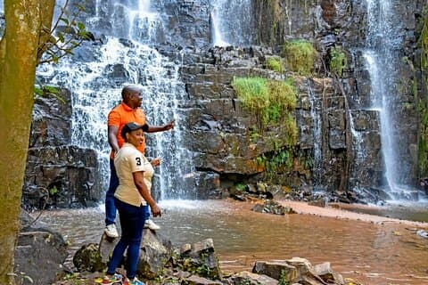 Une visite privée des chutes de Karera, de la source du Nil et de Gitega depuis Bujumbura