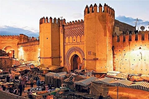 Tour di 3 giorni in Marocco: Tangeri, Chefchaouen e Fes