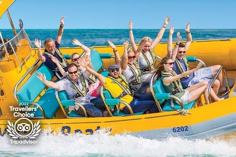 45-Minute Thrilling Speedboat Tour to Atlantis Hotel